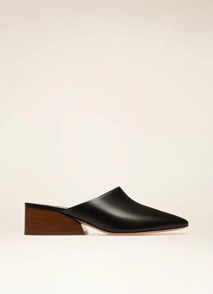 Women Bally Sandals Genny 8211 Leather Mules In Black