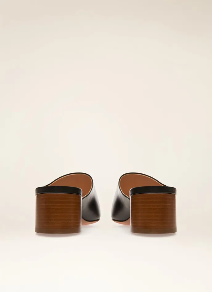 Women Bally Sandals Genny 8211 Leather Mules In Black