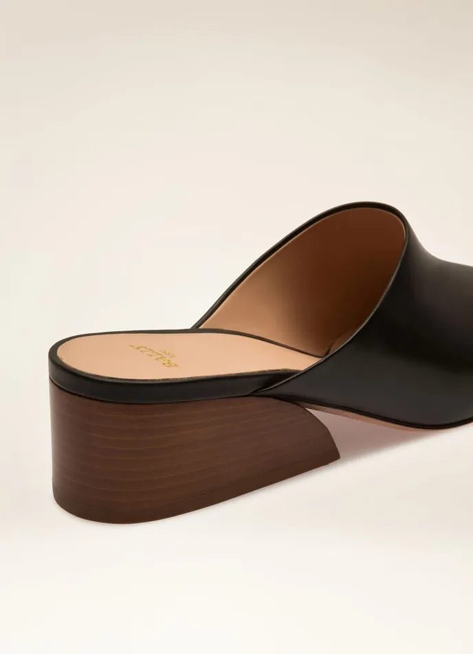 Women Bally Sandals Genny 8211 Leather Mules In Black