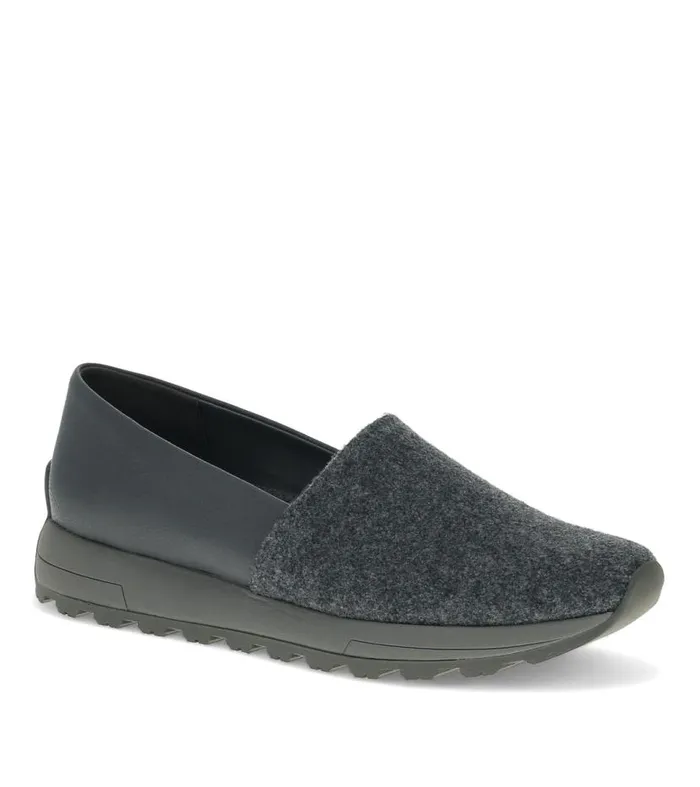 Women Baretraps Sneakers Gennie Slip On Dark Grey
