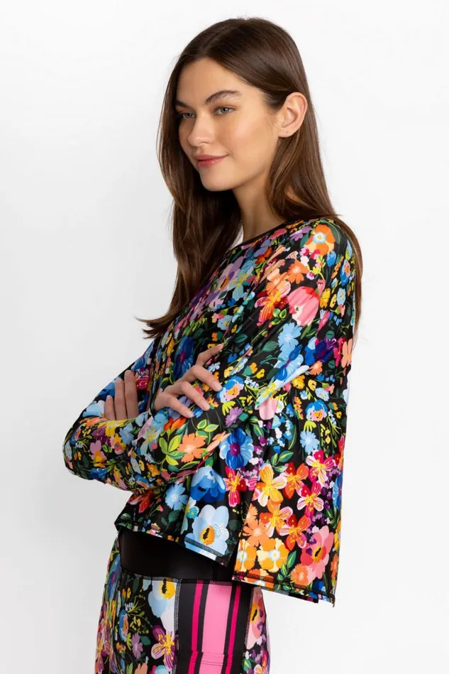 Women BEE ACTIVE LONG SLEEVE STEP HEM TEE WITH KEYHOLES Wild Bloom Johnny Was Active Women BEE ACTIVE LONG SLEEVE STEP HEM TEE WITH KEYHOLES Wild Bloom Johnny Was Active