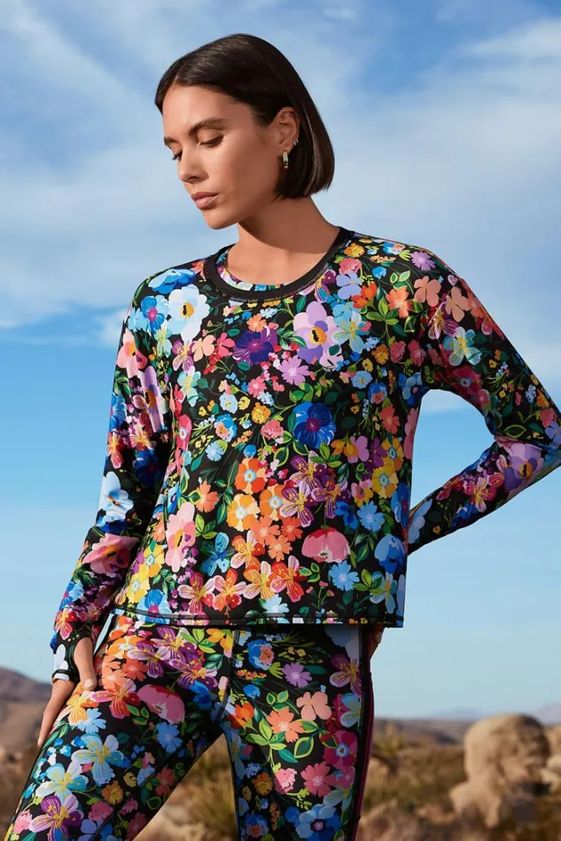 Women BEE ACTIVE LONG SLEEVE STEP HEM TEE WITH KEYHOLES Wild Bloom Johnny Was Active Women BEE ACTIVE LONG SLEEVE STEP HEM TEE WITH KEYHOLES Wild Bloom Johnny Was Active