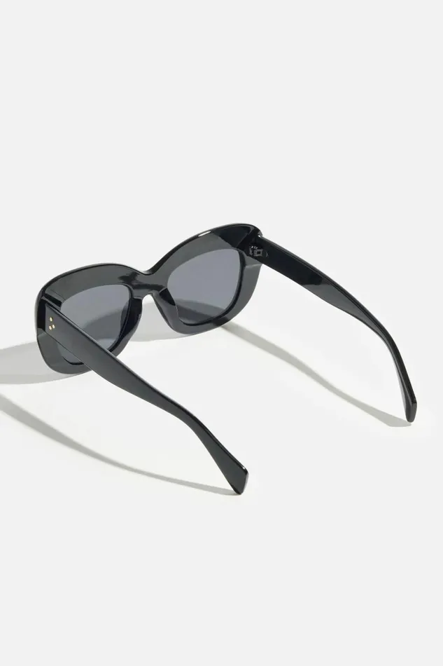 Women Dynamite Sunglasses Exaggerated CatEye Sunglasses Purple