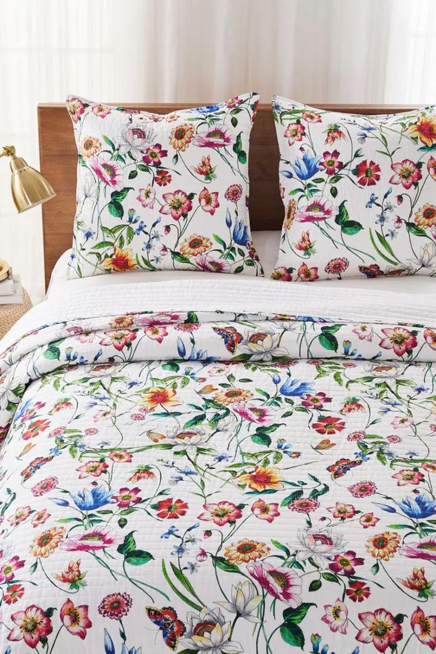 Women FISKA LINEN COTTON QUILT KING White Johnny Was Bedding Women FISKA LINEN COTTON QUILT KING White Johnny Was Bedding
