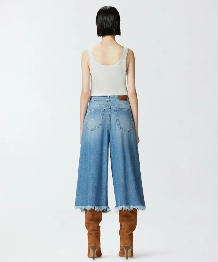 Women Jeans Pinko Wide Bermuda Jeans In Soft Denim Medium Light Wash Women Jeans Pinko Wide Bermuda Jeans In Soft Denim Medium Light Wash