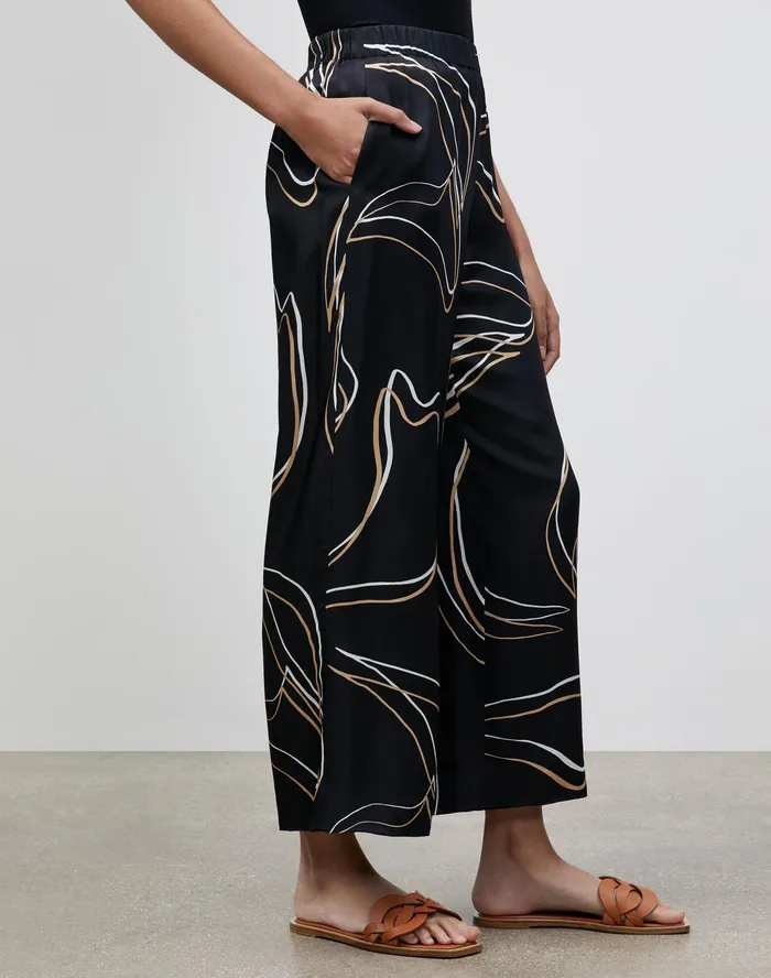 Women Lafayette 148 New York Pants and Shorts Petite Riverside Cropped Pant In Garden Contour Print Black Multi