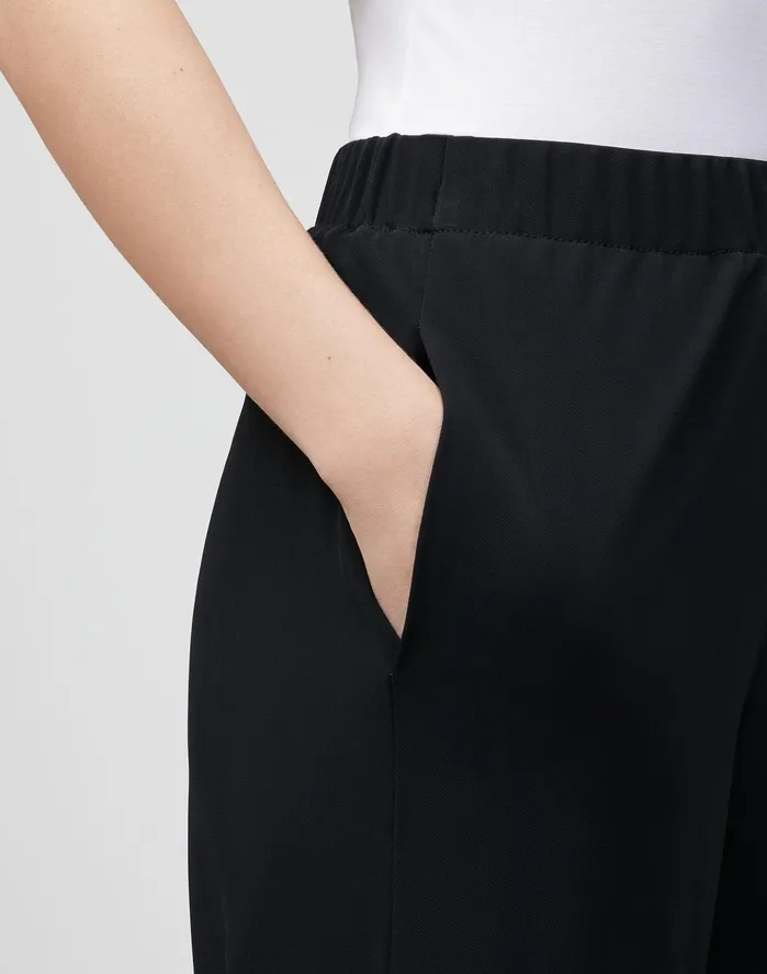 Women Lafayette 148 New York Pants and Shorts PlusSize Riverside Cropped Pant In Midweight Matte Jersey Black
