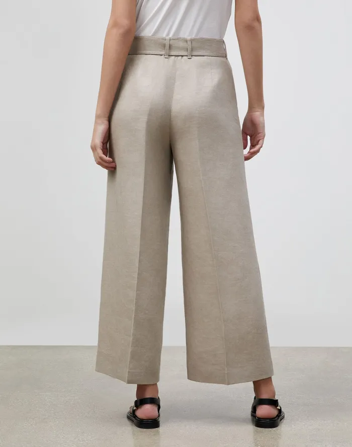 Women Lafayette 148 New York Pants and Shorts PlusSize Rockefeller WideLeg Pant In Lavish Linen Smoked Taupe