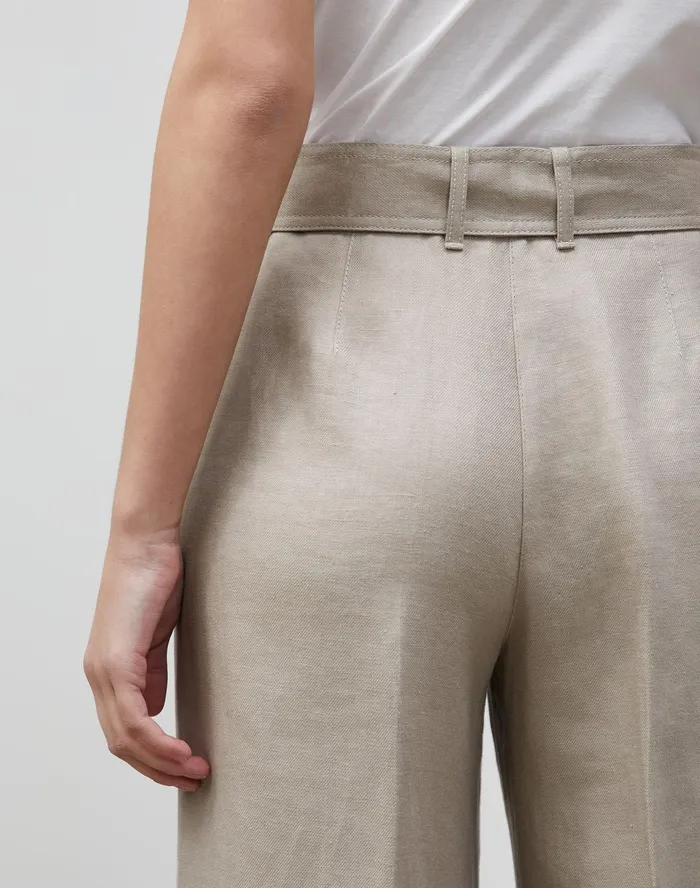 Women Lafayette 148 New York Pants and Shorts PlusSize Rockefeller WideLeg Pant In Lavish Linen Smoked Taupe