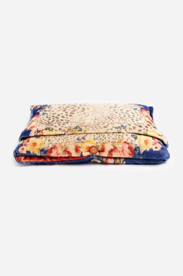 Women Rose Winery Travel Blanket Rose Winery Johnny Was Blankets