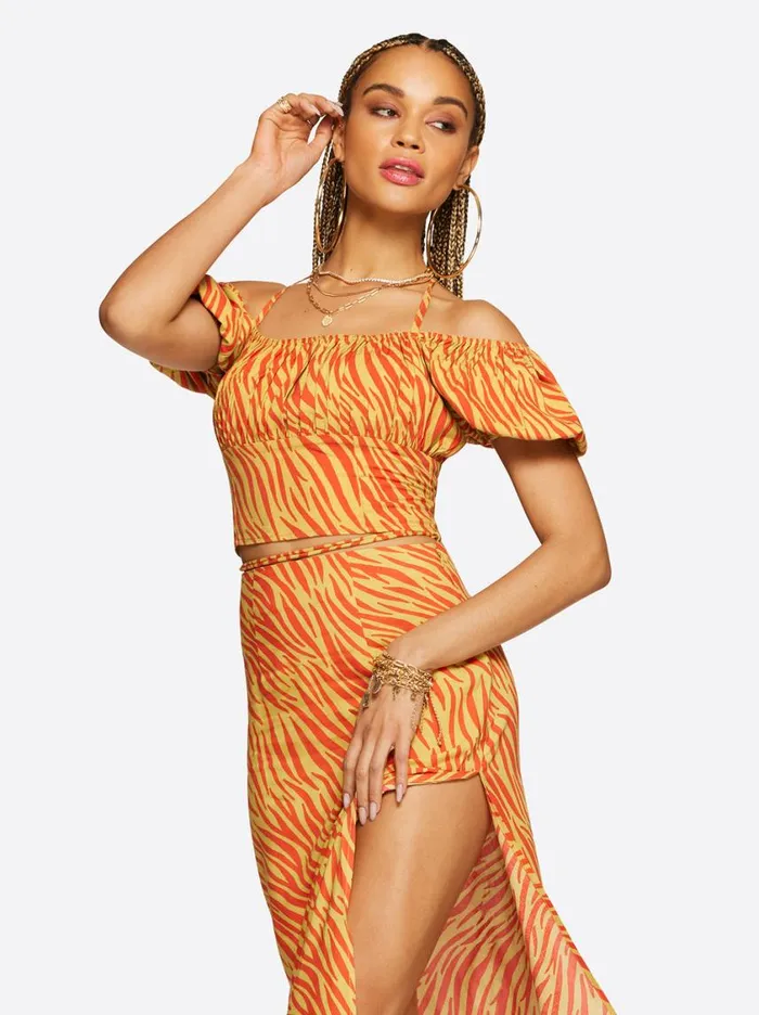 Women Tops and Tees Jessica Simpson Irin Top In Savanna Zebra