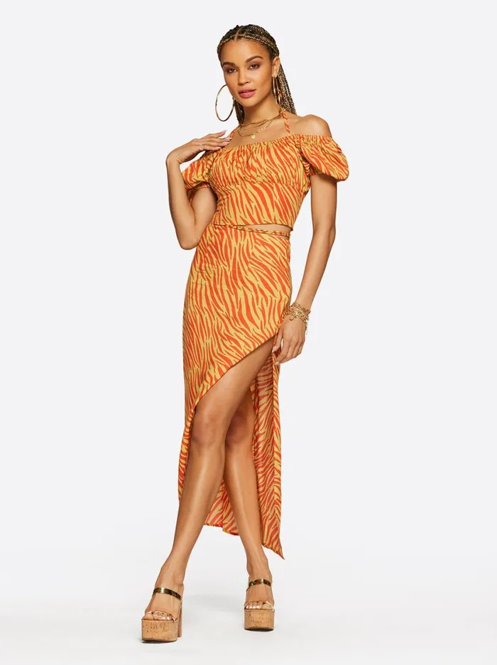 Women Tops and Tees Jessica Simpson Irin Top In Savanna Zebra