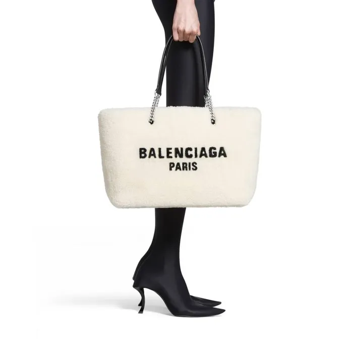 Women Tote Bags Balenciaga Duty Free Medium Tote Bag In Light Beige